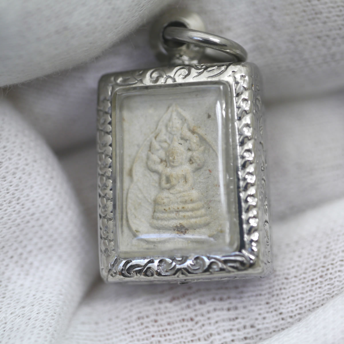 タイお守り プラクルアン ロケットクルーバークリッサナ 仏暦2561年