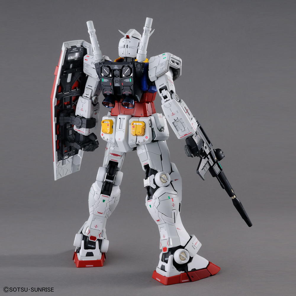 PG UNLEASHED 1/60 RX-78-2 ガンダム【4573102607652】｜バンダイ