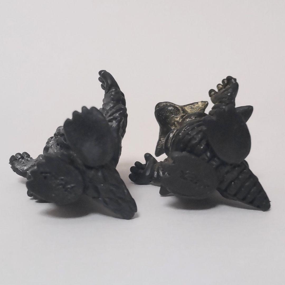 sasuさん用☆コレ330,331 ウルトラマン怪獣消しゴム デビロン＆ガモス黒