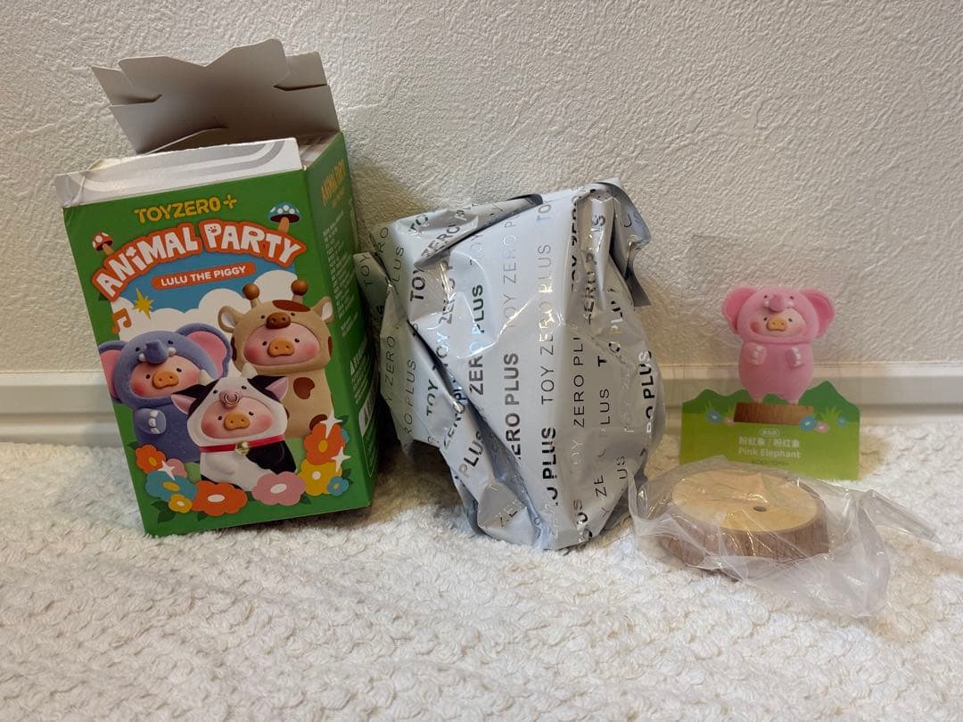 Lulu the piggy animal party ピンクの象 ToyZero+ Lulu The Piggy Animal Party Figure: Elephant (RARE Pink